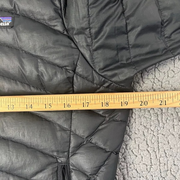 Patagonia Women’s SMALL Nano Puff Black Quilted Jacket Recycled Good Cond.*holes - Picture 5 of 14